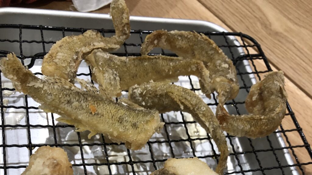 南房総の岡本川で釣ったハゼを唐揚げに