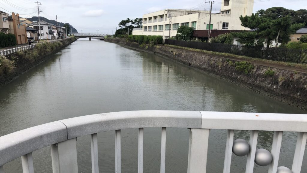 南房総富山の岩井川