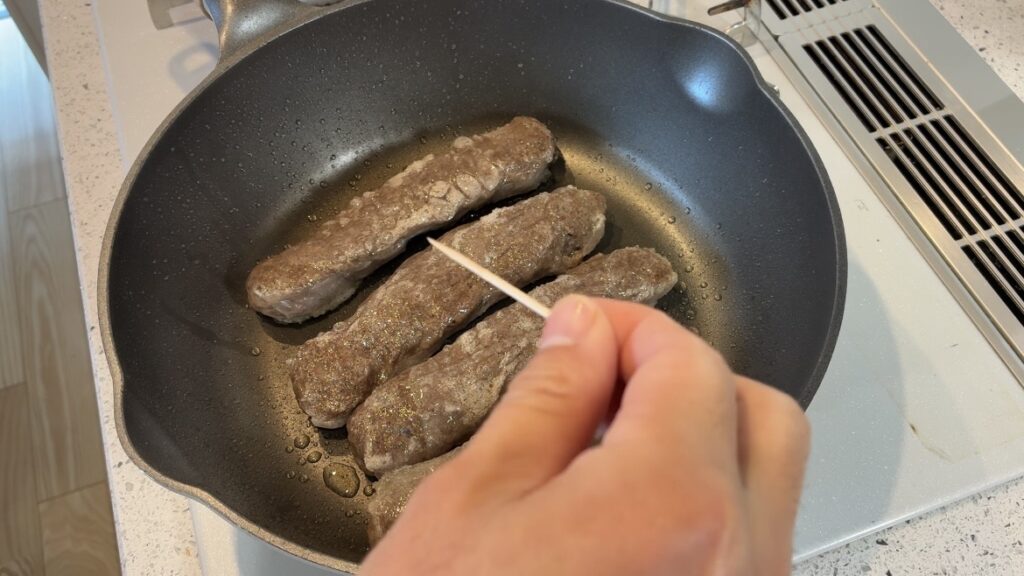 ジビエのキョン肉を使ってソーセージ作り