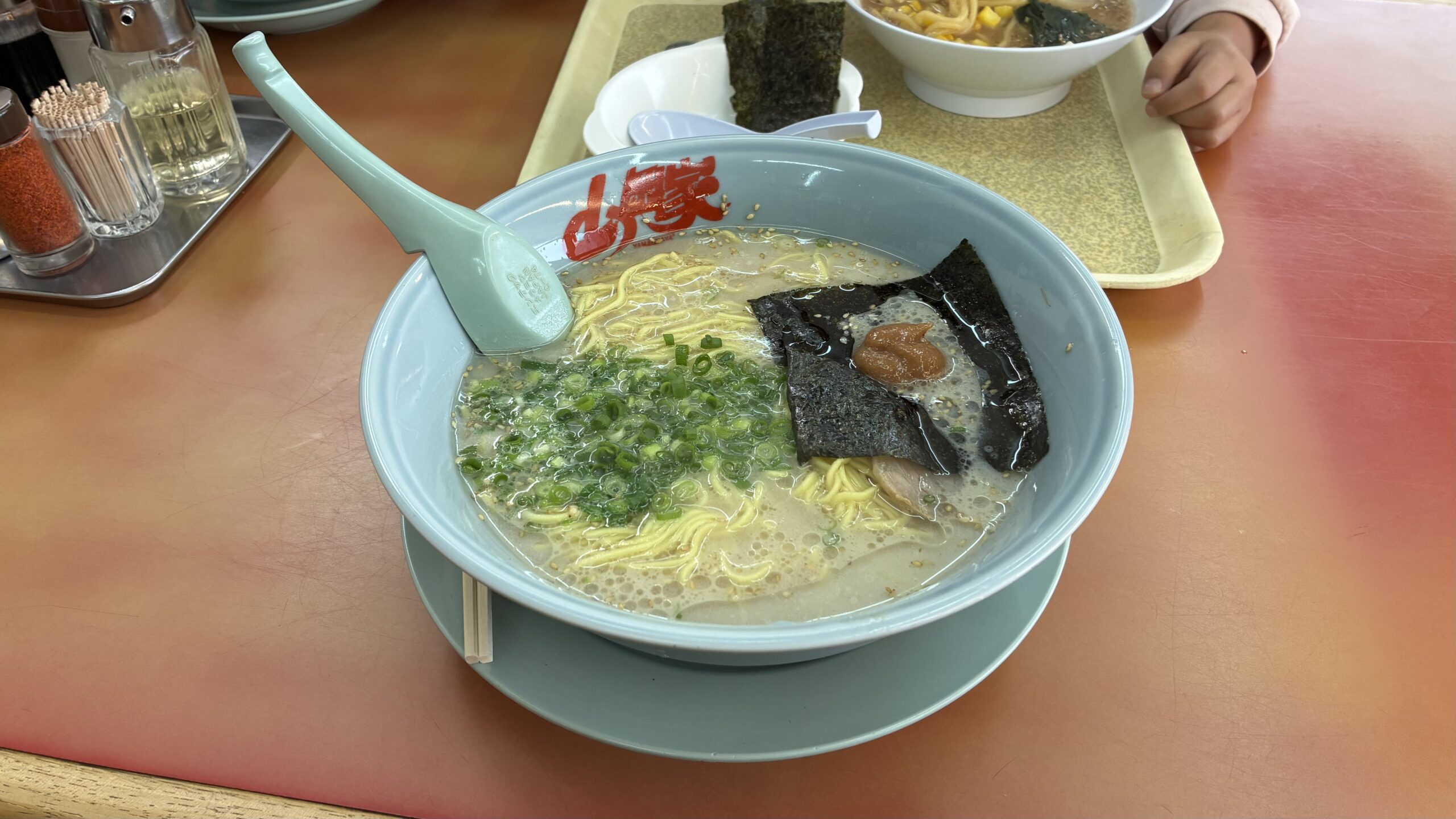 山岡家で朝ラーメンしました。